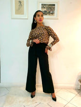 Charger l'image dans la galerie, Blusa a pois (poà) in seta pura